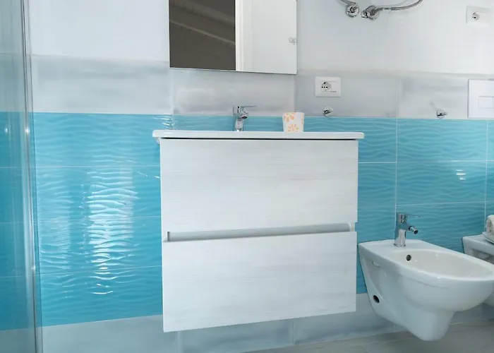 White, With Pool 公寓 Viddalba